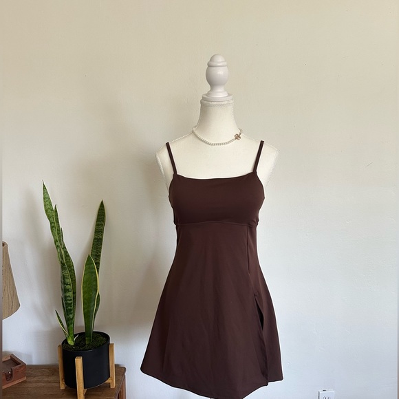 Sports Tennis Dress - Picture 4 of 11